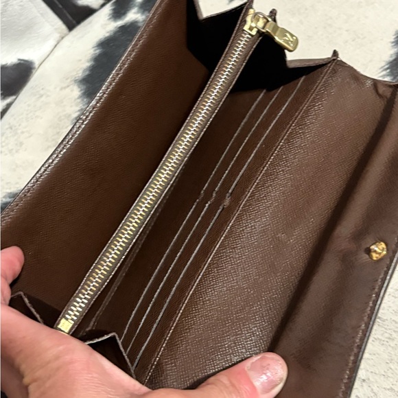 Louis Vuitton CA3029 Damier Ebene Long Wallet - Picture 10 of 15